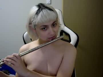 amxliaa chaturbate