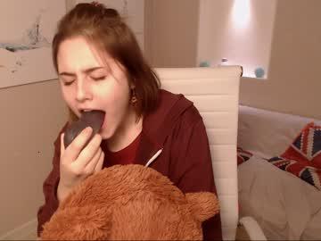 avia_pretty chaturbate