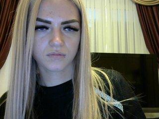 blond-ledi02 bongacams