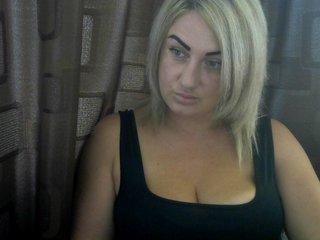 bustyblonda bongacams