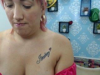 Carlagirlss bongacams