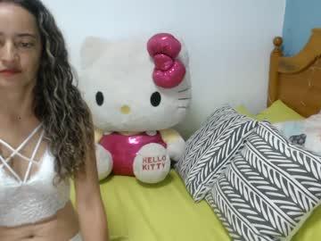 caro_milf chaturbate