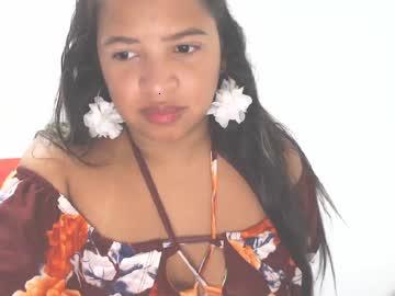 cinthyajones01 chaturbate