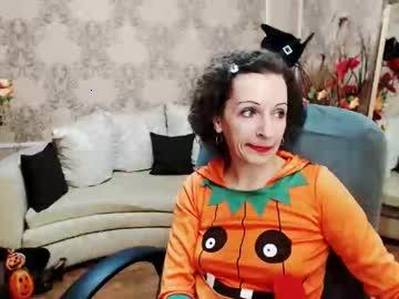 divinneeve chaturbate