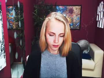 emiliablondy chaturbate