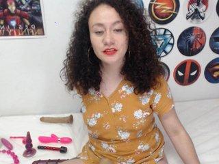 emilysaenz bongacams