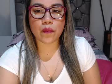 enmilyhot chaturbate