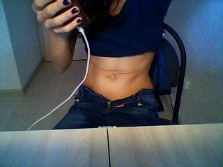 Esenia63 bongacams