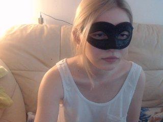 FleurLovegoo bongacams