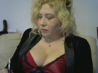 germanqueen bongacams