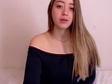 holly_molly_ chaturbate