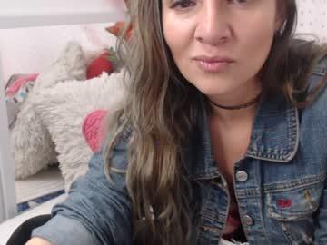 hot_sexy_doll chaturbate