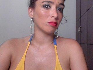 HUGETITS90XX bongacams