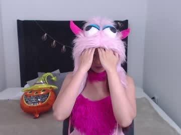 isabella_hawk chaturbate