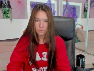 JuicyFruity bongacams