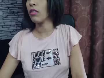 karola_ast chaturbate