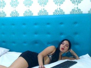 KhissaLove26 bongacams