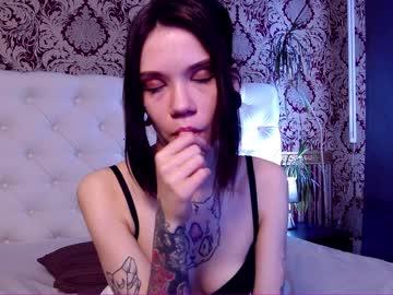 larina_wilde chaturbate