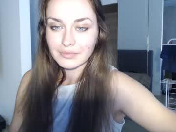 laura_kitty23 chaturbate