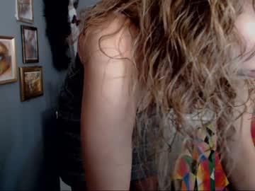 leah_bate chaturbate