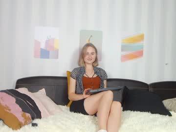 light_here chaturbate