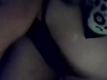 linnyloulou17 chaturbate