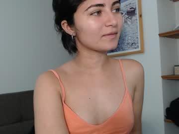 melyjojo chaturbate