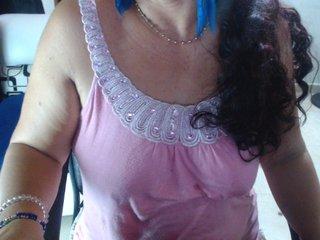 Merly-mature bongacams