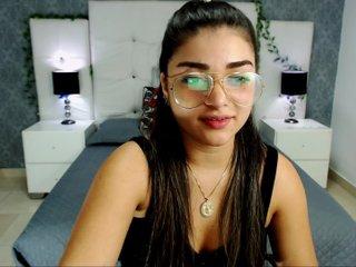 MiaaDavis bongacams