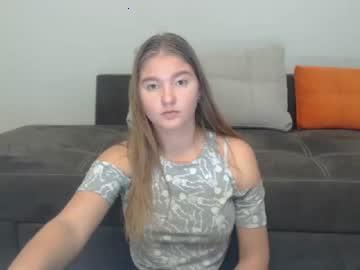 mollyhooottt chaturbate