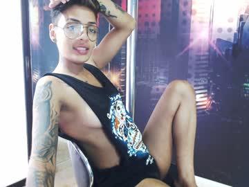 nicolle_santos chaturbate