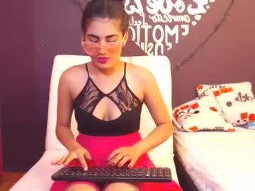 reycher18 chaturbate