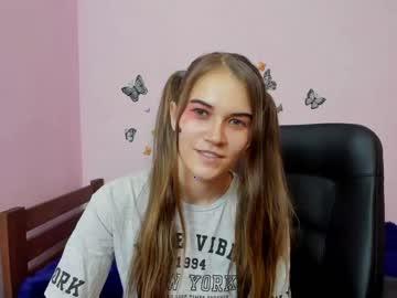 sara_bills chaturbate