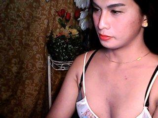 sexyahkie4u bongacams