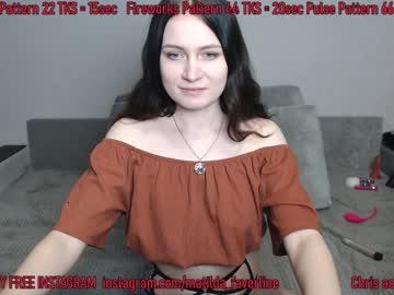 sweet_faverline chaturbate