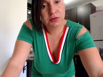 tinna_sara_xx chaturbate