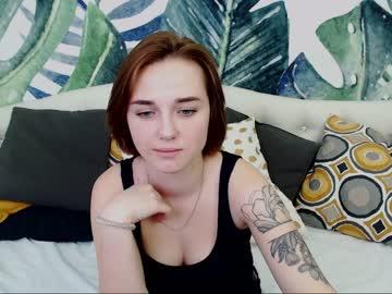 urmoon_flower chaturbate